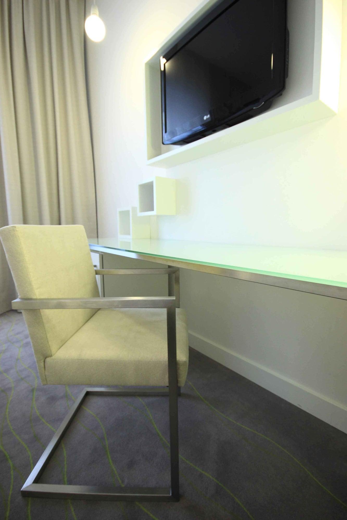 Pure White Hotel Prague Exterior photo