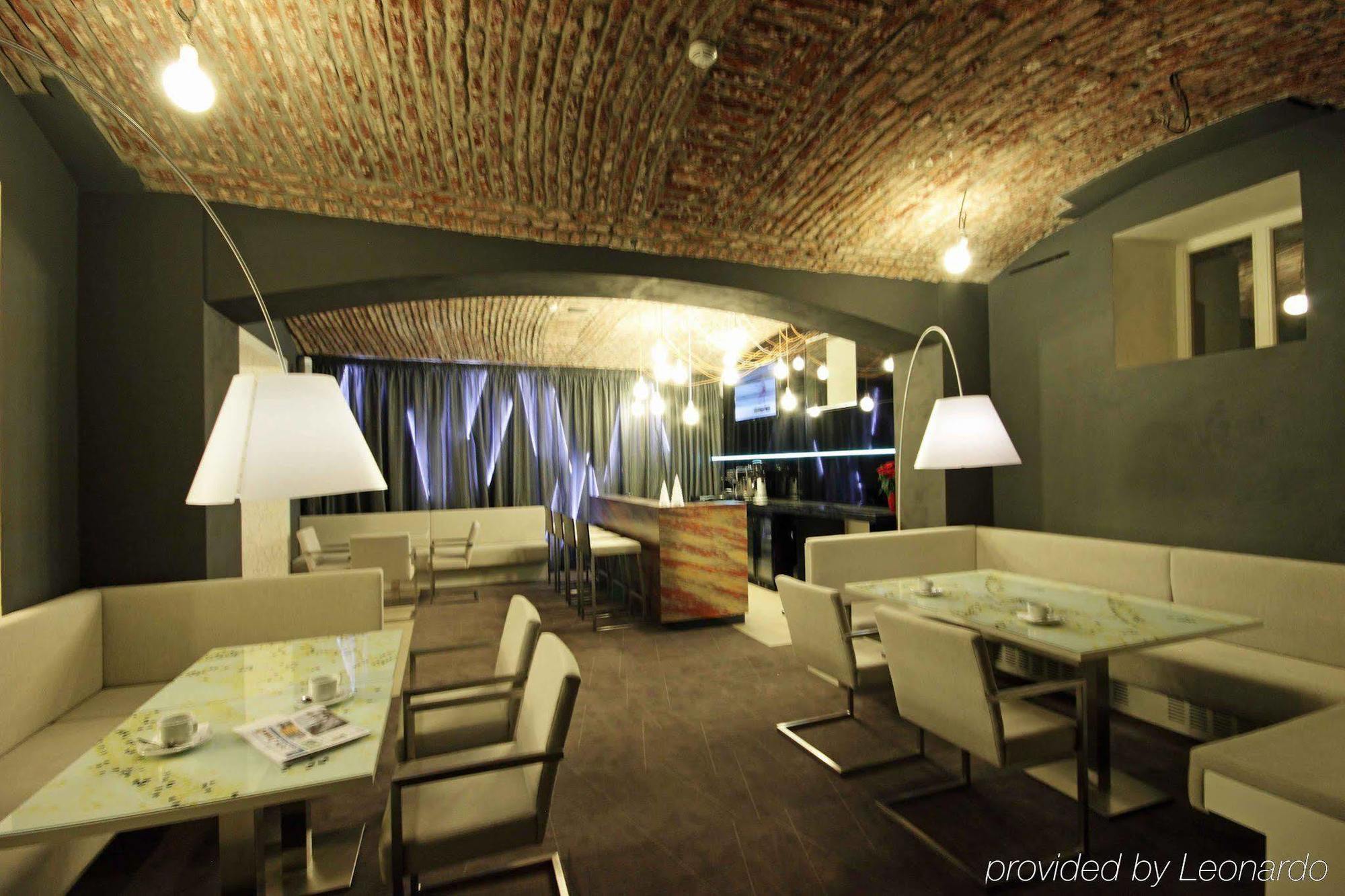 Pure White Hotel Prague Restaurant photo